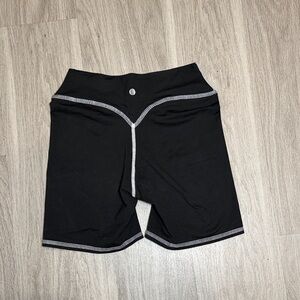 Isla Movement Suzie Contour Short